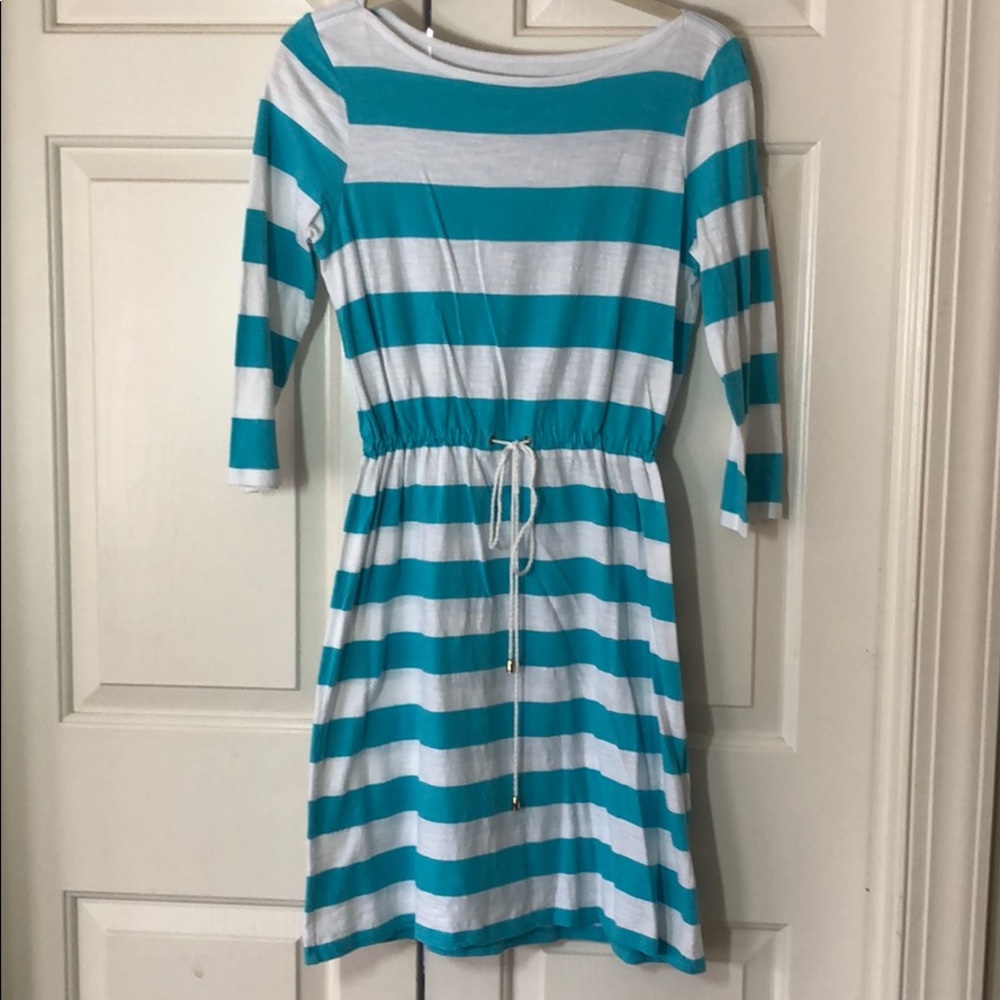 C. Wonder cotton drawstring 3/4 length sleeves